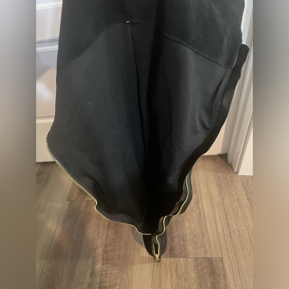 Kelsi Dagger black over the knee boots with gold zipper - Picture 8 of 9